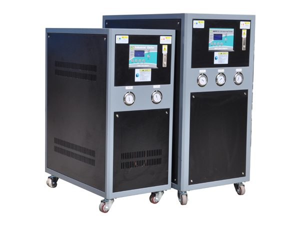 冷水機-水冷式_.jpg